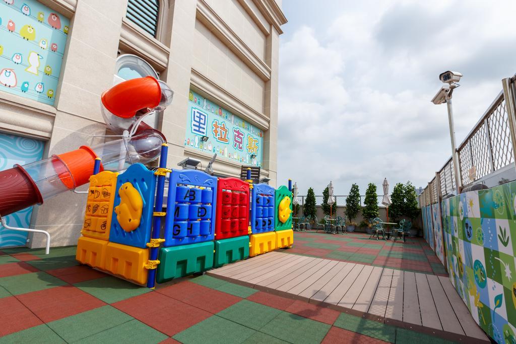 Royal Gold Hotel Kaohsiung Exterior photo